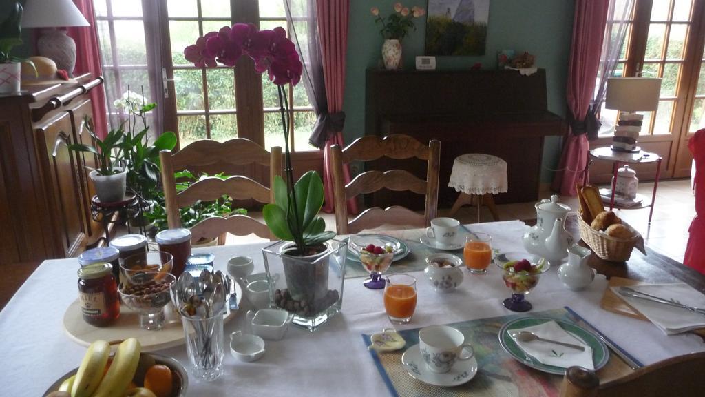 Maison D'Hotes Les Coquelicots ジヴェルニー 部屋 写真